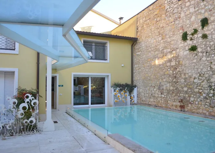 Hotel Residenza Ai Capitelli Soave 