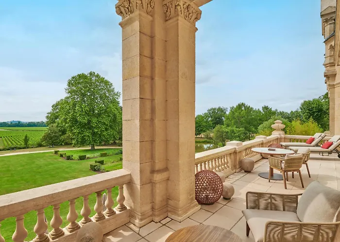 Chateau Hotel Grand Barrail