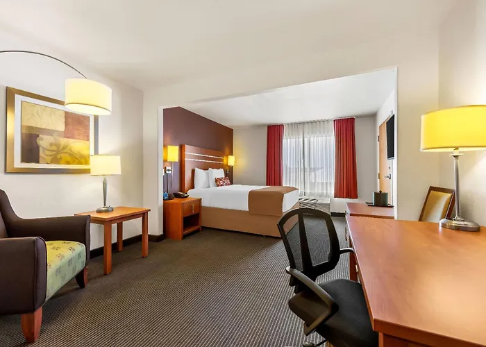 Wingate By Wyndham Calgary South