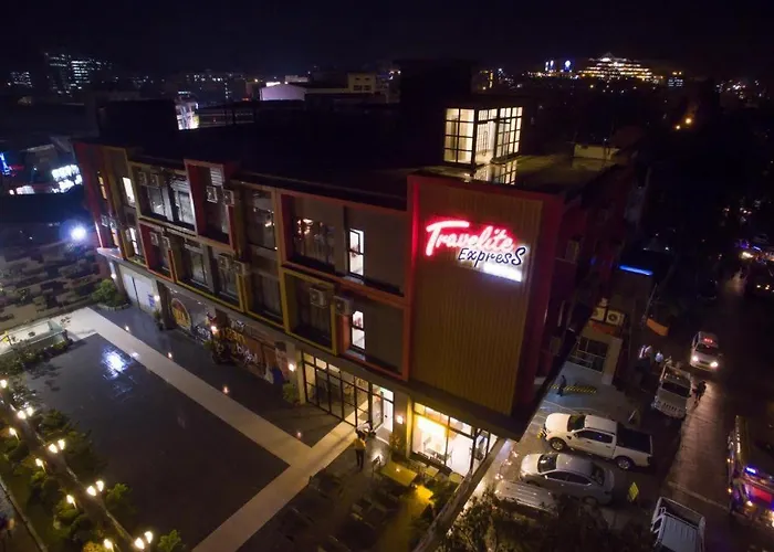 Travelite Express Hotel