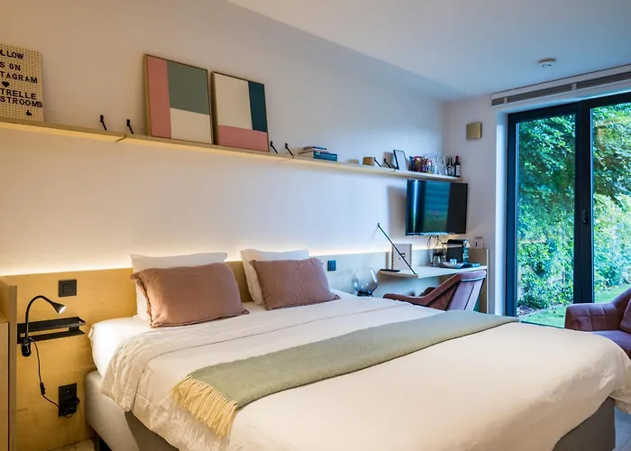Poutrelle Guestrooms