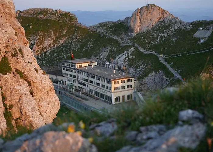 Hotel Pilatus-Kulm