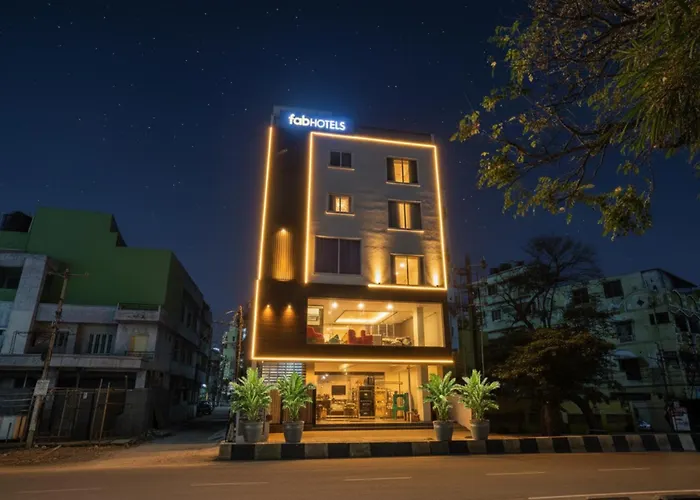 Fabhotel Gr Lake View - Btm Layout