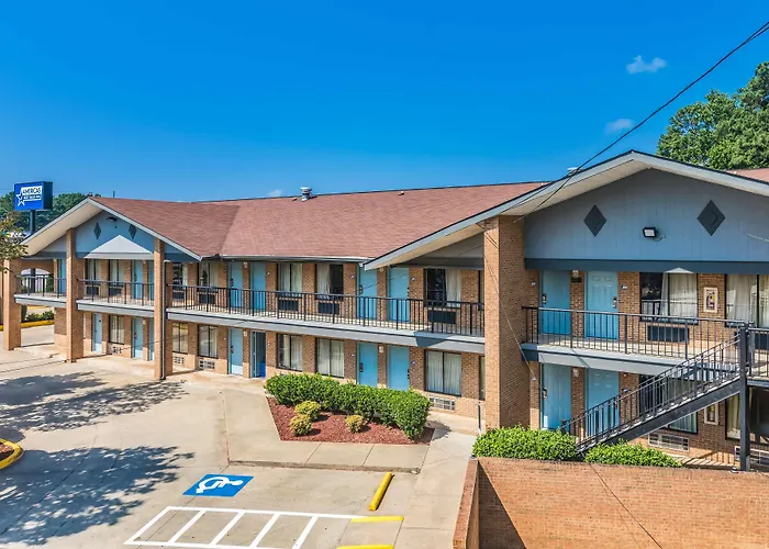 Americas Best Value Inn Stockbridge