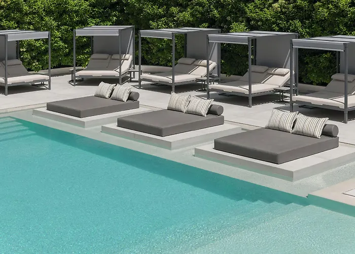 Blazer Suites Hotel