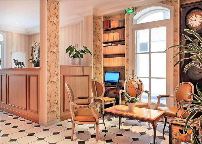 Hotel Romance Malesherbes By Patrick Hayat Parigi