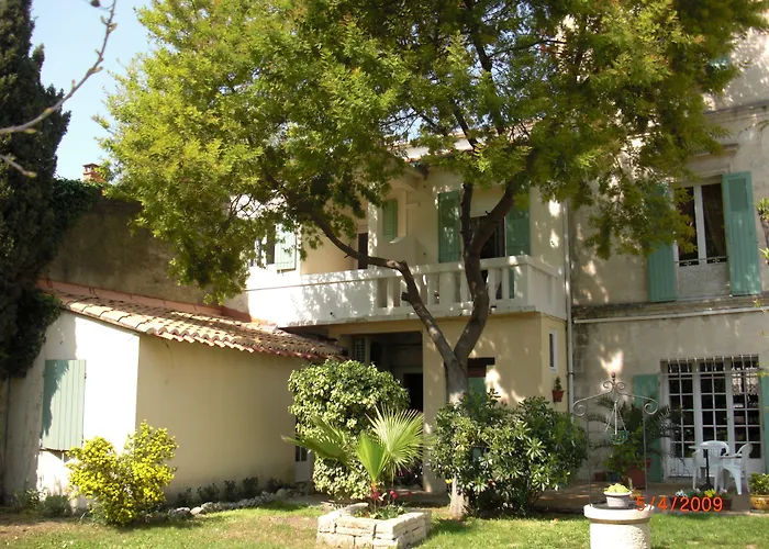 Au Saint Roch - Hôtel et Jardin