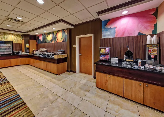 Fairfield Inn & Suites By Marriott Oklahoma City Nw Expressway/Warr Acres