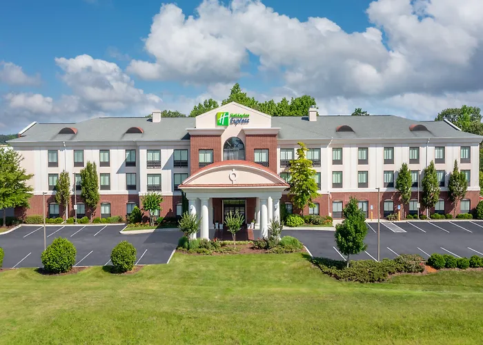 Holiday Inn Express - Tullahoma By Ihg