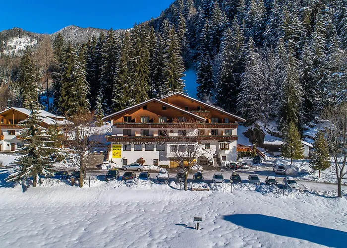 Hotel Pontives St. Ulrich in Gröden