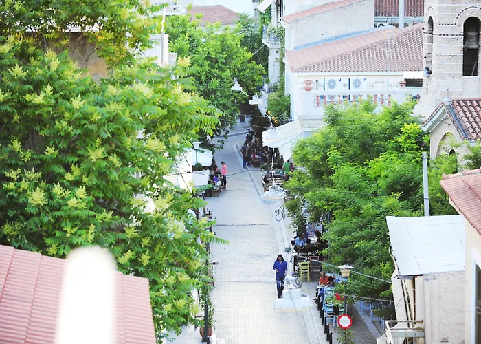 Live In Athens, Psyrri Central Apartments