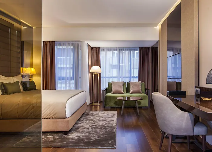 Saint Ten Boutique Hotel, Small Luxury Hotels Belgrado