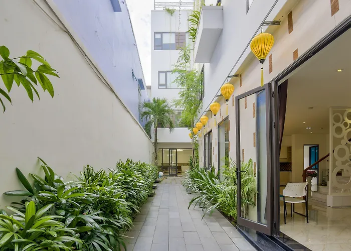Annie Danang Hotel & Apartment