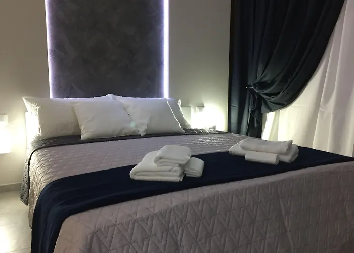 Turin Central Rooms