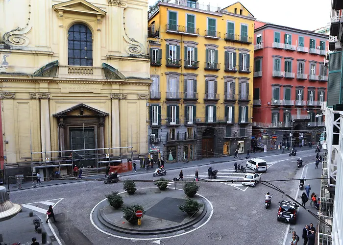 Piazza Dante Suites By Wonderful Italy Nápoles