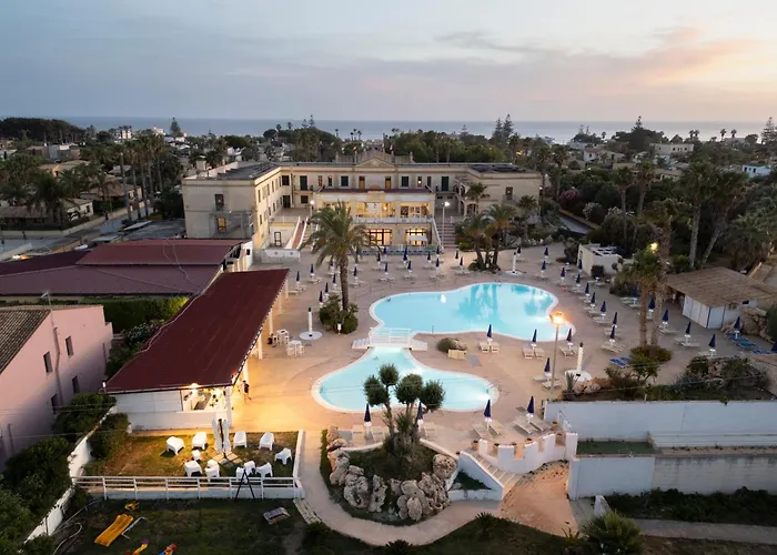 Delfino Beach - Cdshotels