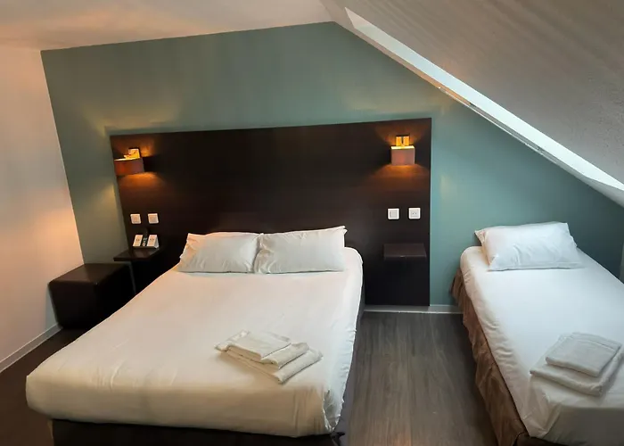 Logis Hotel Lons-le-Saunier - Restaurant Le Grill