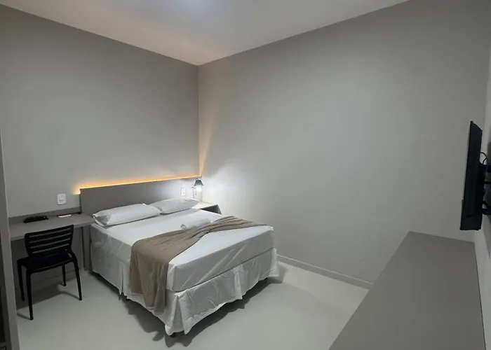 Hotel Verde Mares