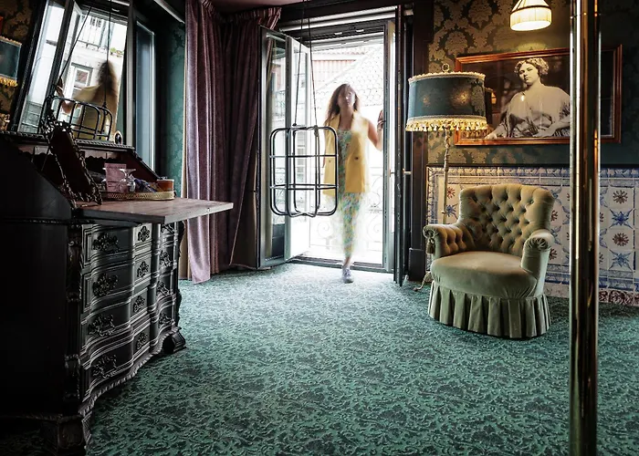 Pensao Amor Madam'S Lodge Lisbon