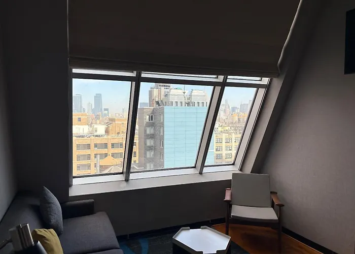 Four Points By Sheraton Manhattan Soho Village