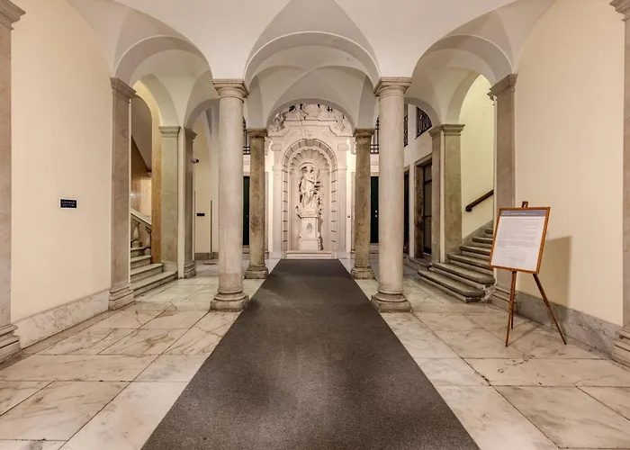 Le Colonne Di San Luca Affittacamere Genova