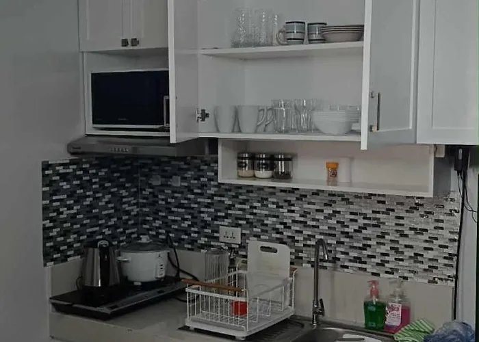 Lovely 2 Bedroom Condo With Free Secured Parking Manila