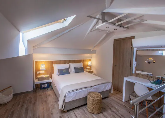 The Water Suites Skiathos Town