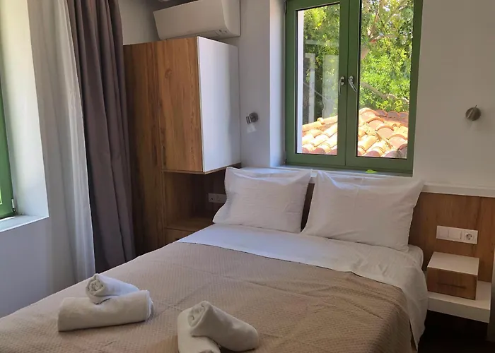 The Water Suites Skiathos Town