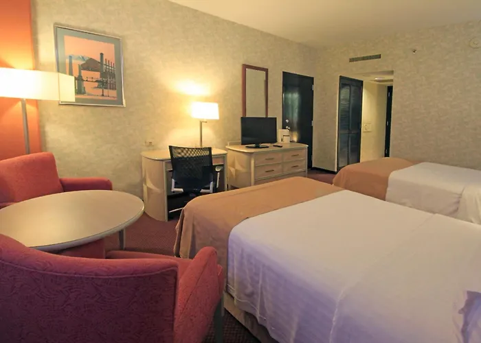 Holiday Inn Monterrey-Parque Fundidora, an IHG Hotel