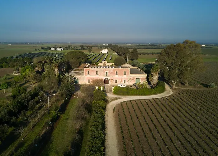 Masseria Mazzetta Salento Corte del Falconiere