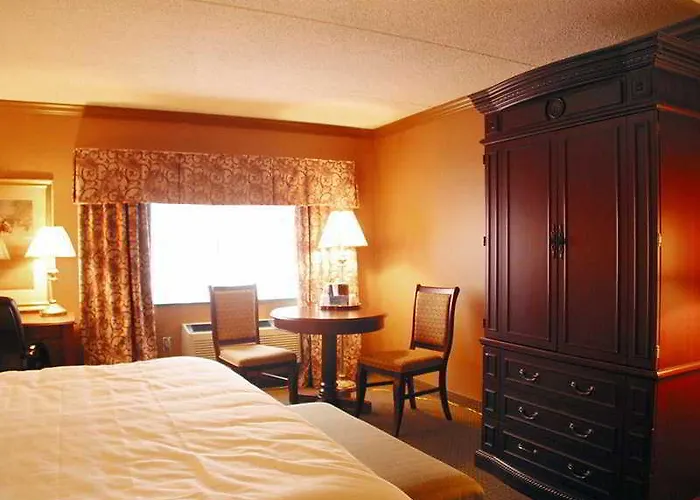 The Campbell House Lexington, Curio Collection Hotel