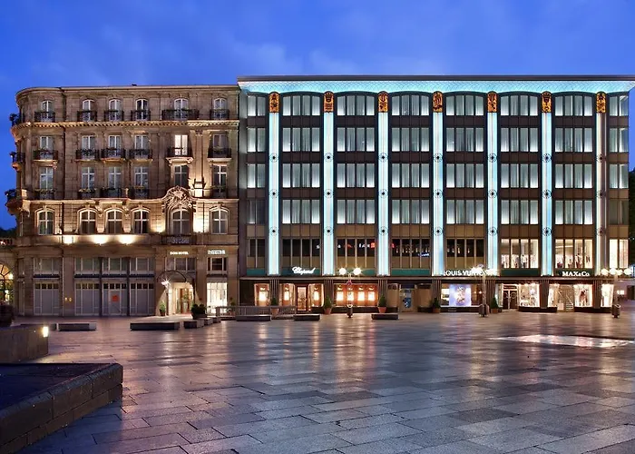 Dom Hotel