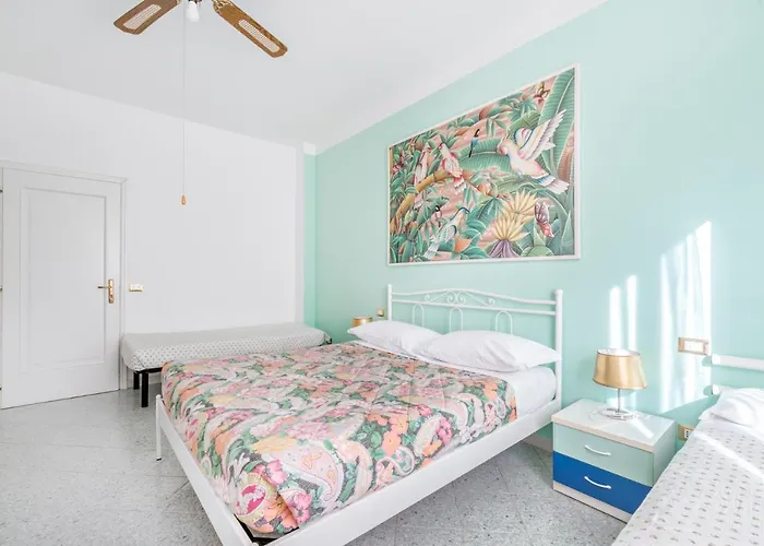Lia Rooms 2