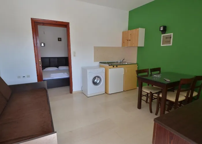 Manos Apartments Agios Nikolaos